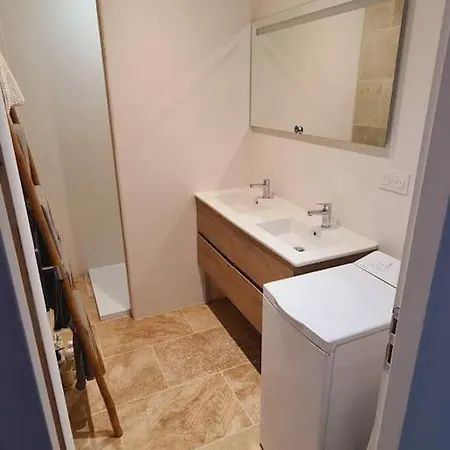 T3 Avec Jacuzzi Prive Exterieur *